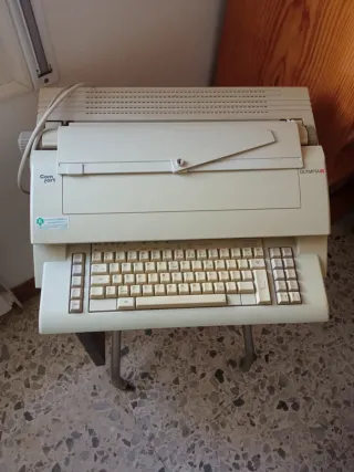 Máquina de escribir Olympia Comfort