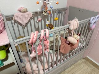 Cuna convertible cambiador bebé