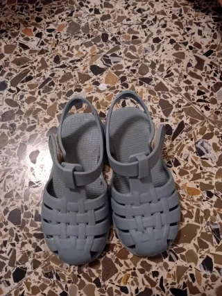 Calzado infantil Igor gris talla 23