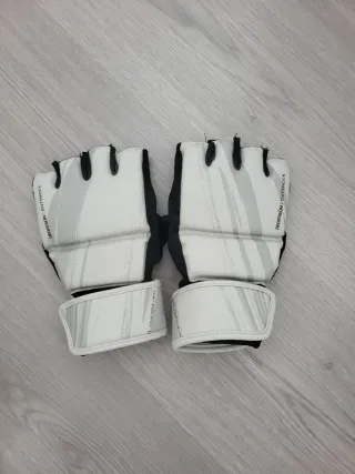 Saco de boxeo DOMYOS rojo