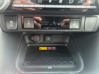 Toyota RAV4 2022 LUXURY SOLO 96 MIL KMS