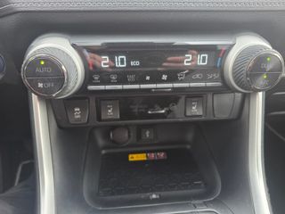 Toyota RAV4 2022 LUXURY SOLO 96 MIL KMS