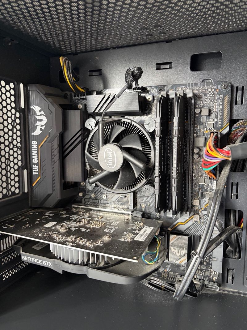 PC Gaming montado por piezas afbeelding 4