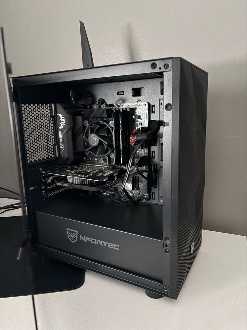 PC Gaming montado por piezas afbeelding 5