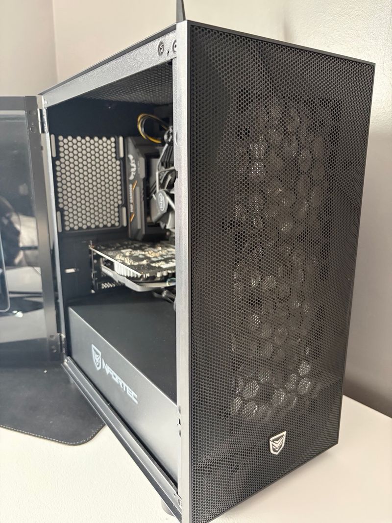PC Gaming montado por piezas afbeelding 2