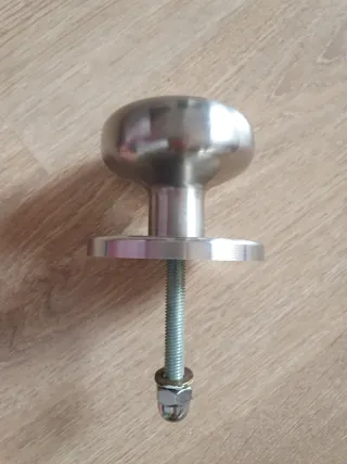 Pomo/tirador puerta metal