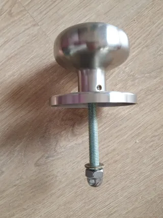 Pomo/tirador puerta metal