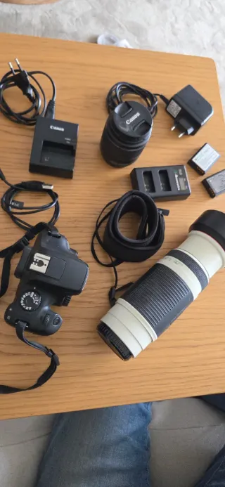 Cámara Canon EOS 4000D + Lentes