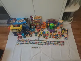 MEGALOTE Superthings