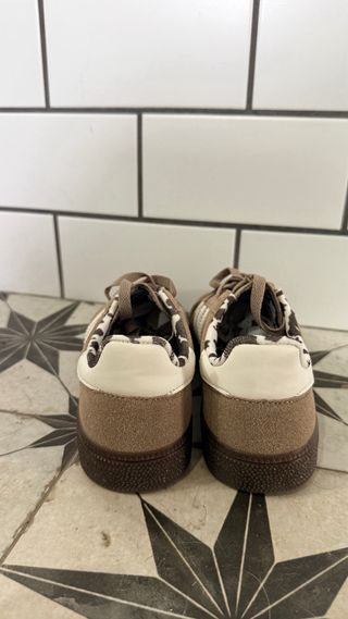 Adidas Spezial Beige/Marrón Talla 38.5 Nuevas