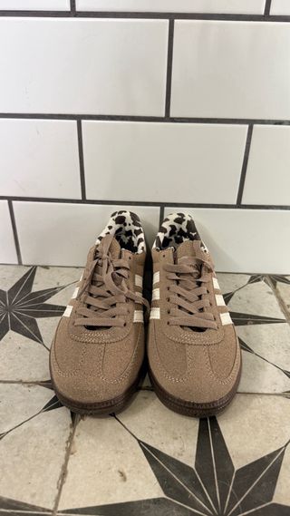 Adidas Spezial Beige/Marrón Talla 38.5 Nuevas