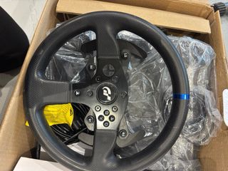 Volante Thrustmaster T300 RS GT Edition
