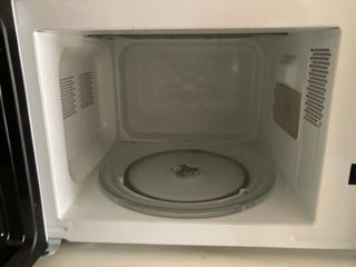 Microondas Orbegozo blanco