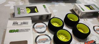 8 Ruedas GRP-SM 1/10 Competición Espuma Nuevas