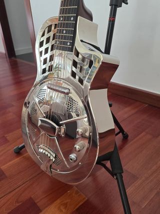 Guitarra Resonadora Johnson