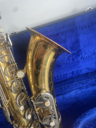 Saxofón antiguo Tempo