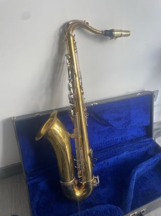 Saxofón antiguo Tempo