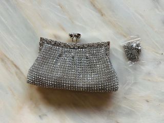 Bolso joya clutch pedrería brillante plateado