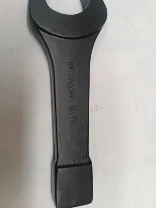 Llave de golpe marca UNIOR de 65 mm