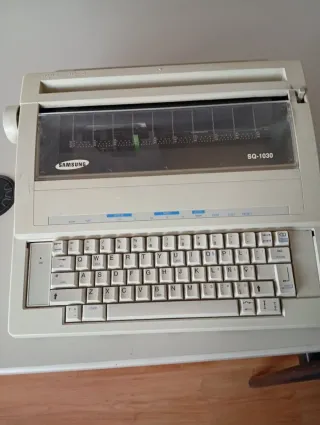 4 Máquinas de Escribir