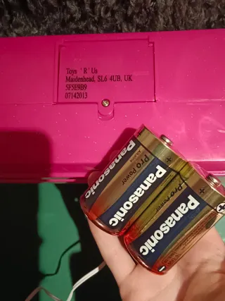 Máquina de coser de juguete rosa Totally me