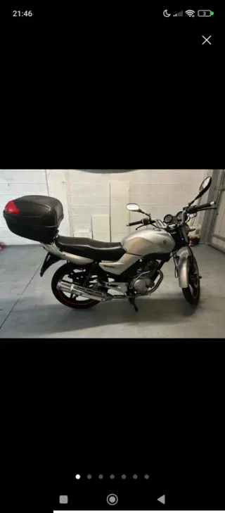 Yamaha 125cc Plateada
