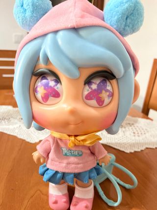 Muñeca Trotties con accesorios