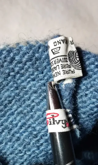 Berretto Silvy lana blu con pompon