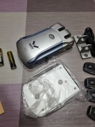 Cerradura Inteligente WAFU HF-008 sin llave.