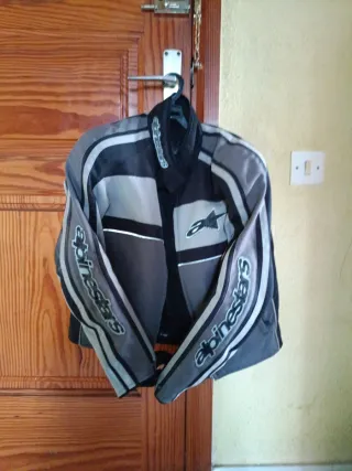 Chaqueta Moto Alpinestars Negra y Gris