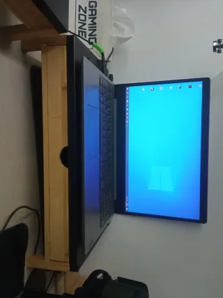 Soporte para portátil de madera