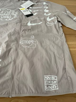 Cortavientos Nike Running by Nathan Bell