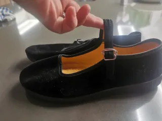 Manoletinas Negras Clásicas