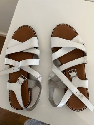 Sandalias RKS Niña Talla 37, seminuevas