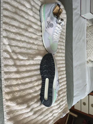 Zapatillas Scalpers grises y verdes