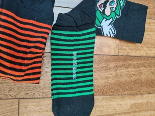 Pack camiseta + calcetinesNintendo Mario Bros