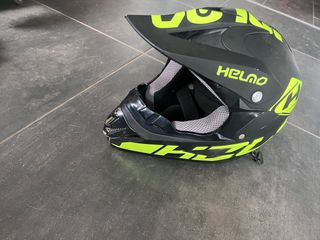 Casco Moto Negro y Amarillo