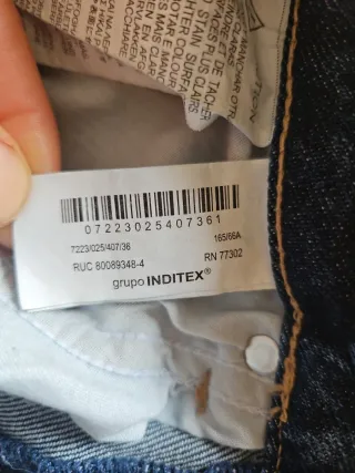 Vaqueros Zara bootcut campana ligera talla 36