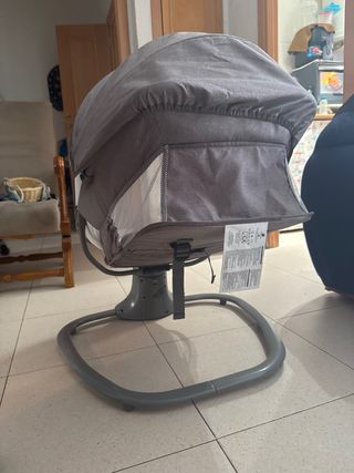 Mecedora para bebé con musica Se mesea con bateria