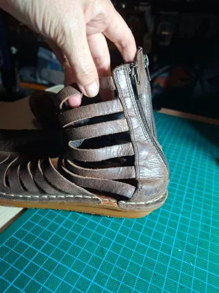 Sandalias Kickers Cuero Talla 39