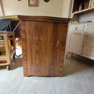 Máquina de coser Alfa antigua