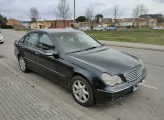 Mercedes-Benz Clase C 2001