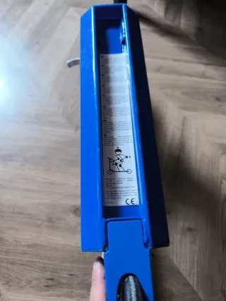 Patinete infantil azul