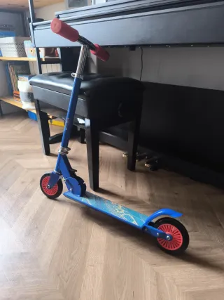 Patinete infantil azul