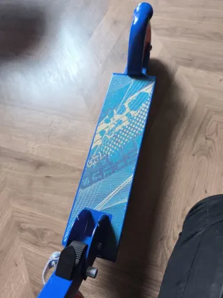 Patinete infantil azul