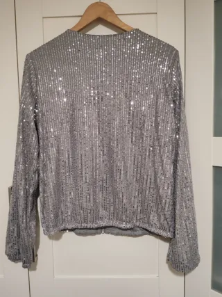 Chaqueta bomber lentejuelas plateada