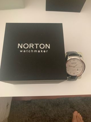Reloj NORTON Automático Esfera Blanca Correa Negra