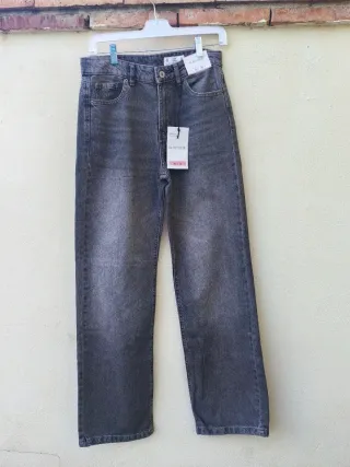 Pantalón vaquero gris recto