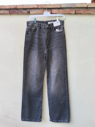 Pantalón vaquero gris recto