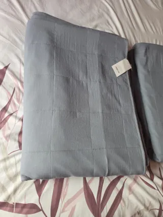 2 Edredones Decorativos Grises